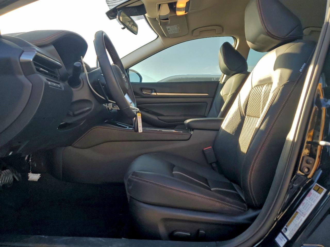 Nissan Altima Sr Image 11