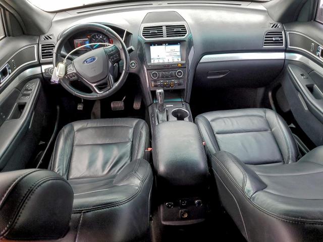 Ford Explorer Xlt Image 9