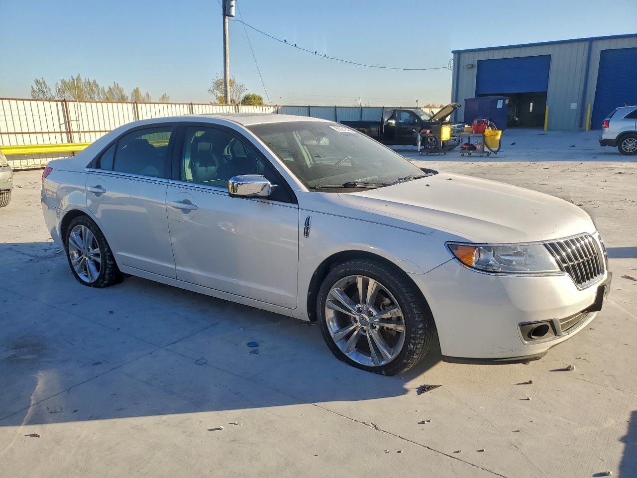 Lincoln MKZ Image 11