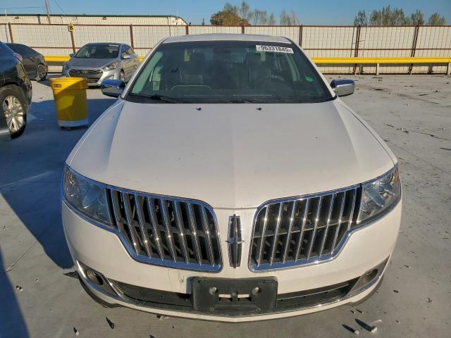 Lincoln MKZ Image 8