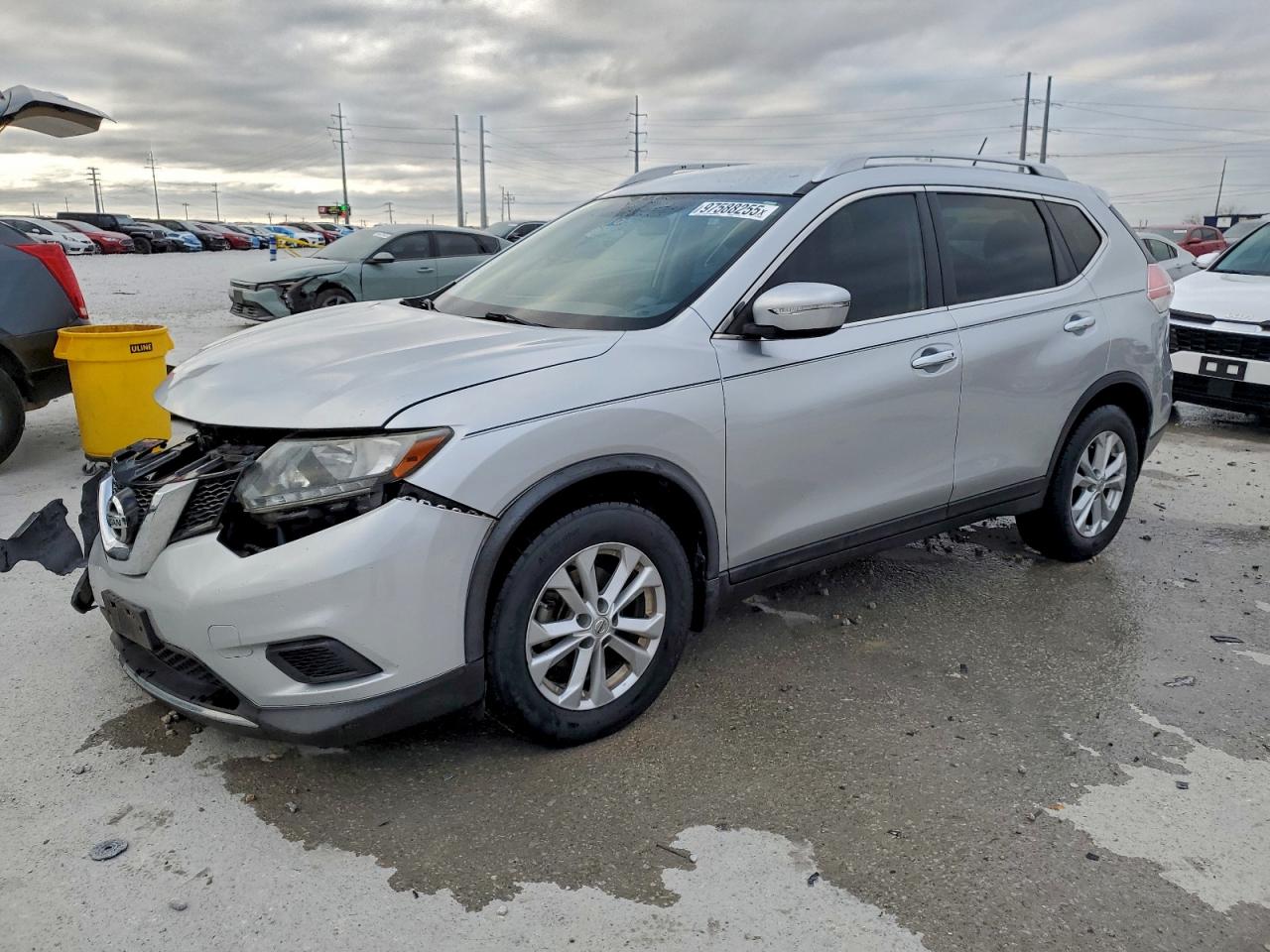 Nissan Rogue S Image 1