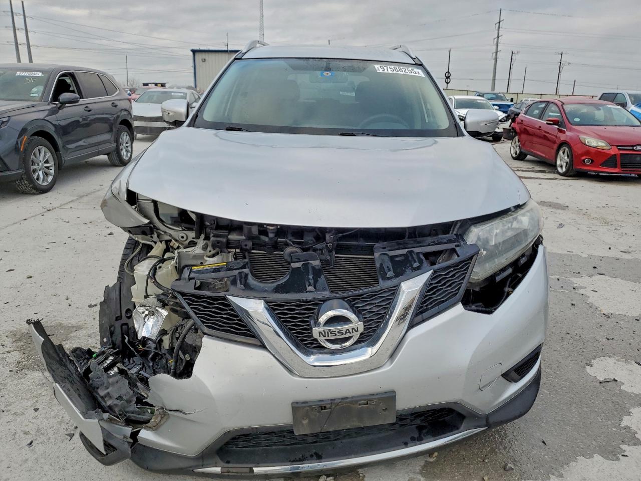 Nissan Rogue S Image 4