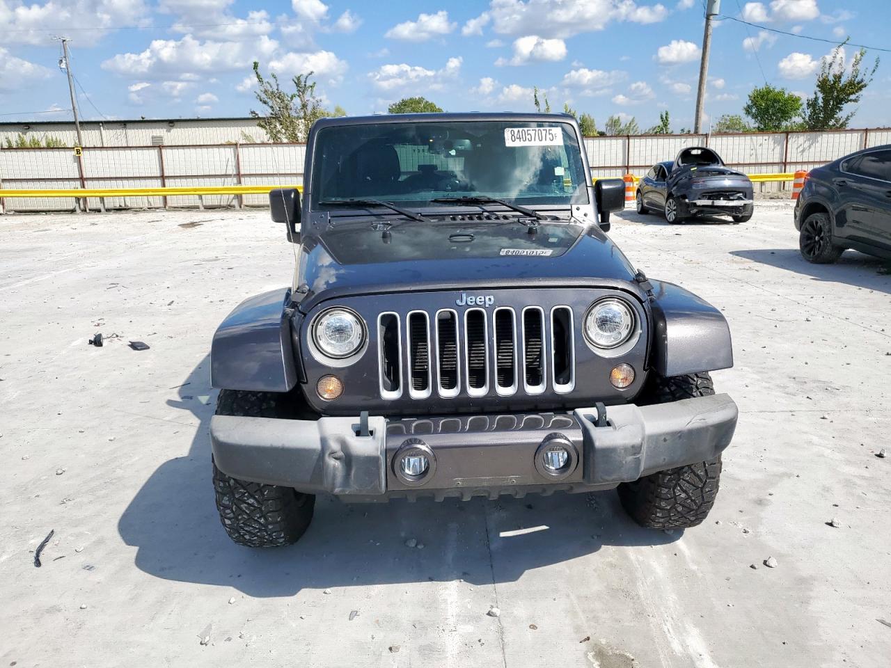 Jeep Wrangler Sahara Image 5