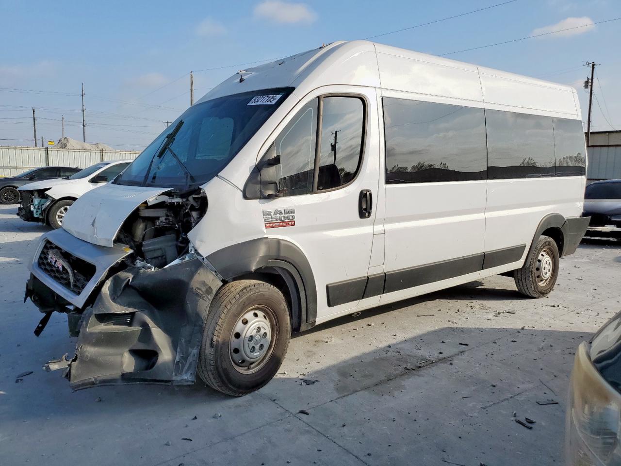 Ram Promaster 2500 High Image 1