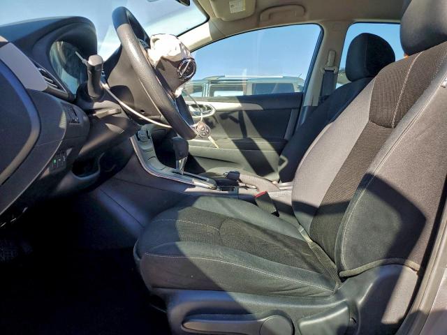 Nissan Sentra S Image 9