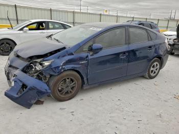  Salvage Toyota Prius