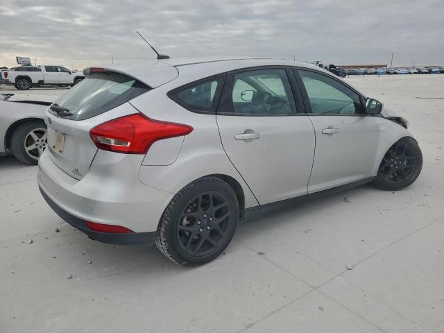 Ford Focus Se Image 5