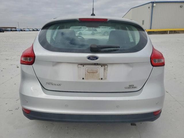 Ford Focus Se Image 8