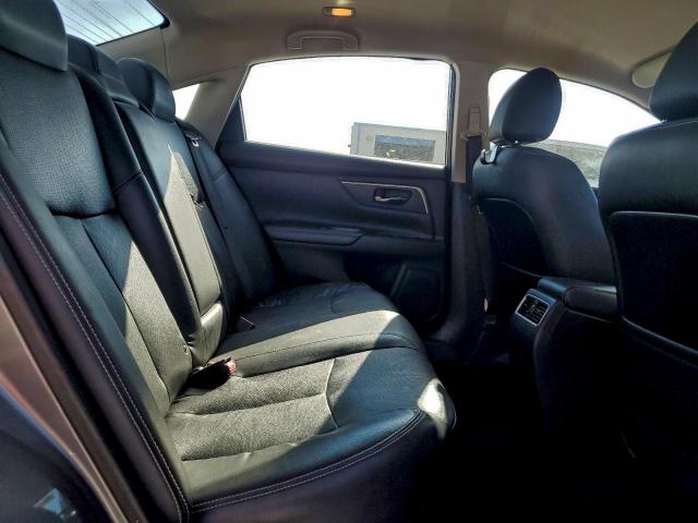 Nissan Altima 2.5 Image 4