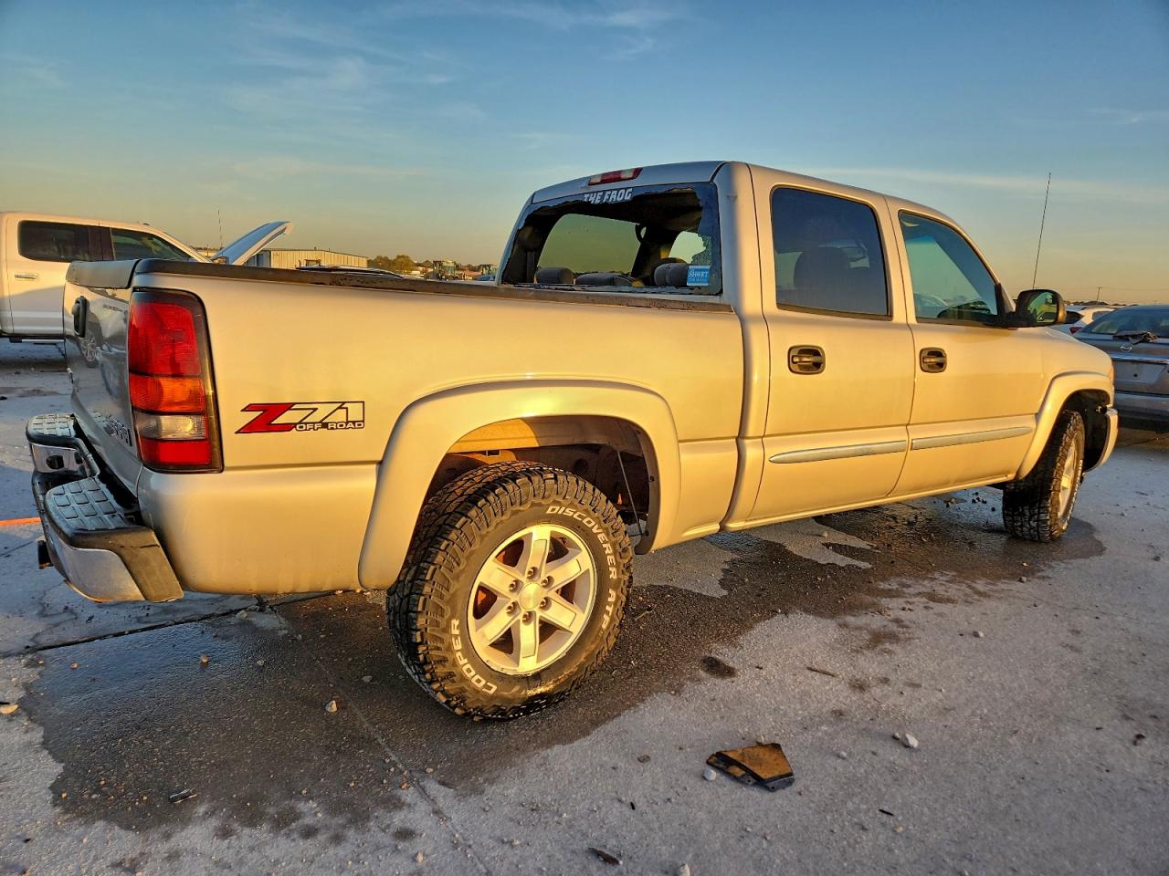 GMC Sierra K1500 Image 3