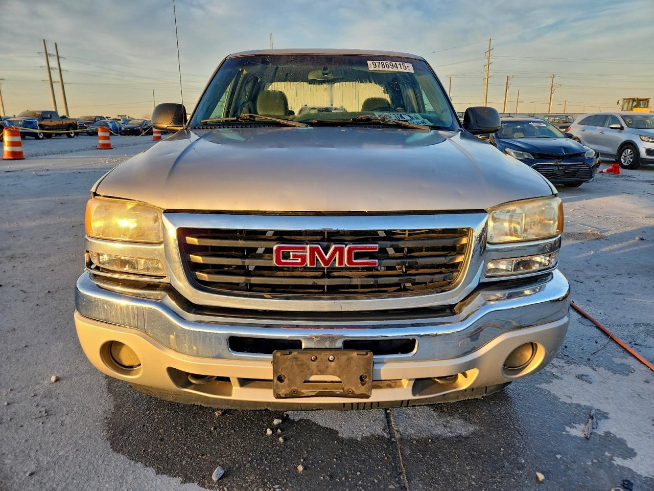 GMC Sierra K1500 Image 4
