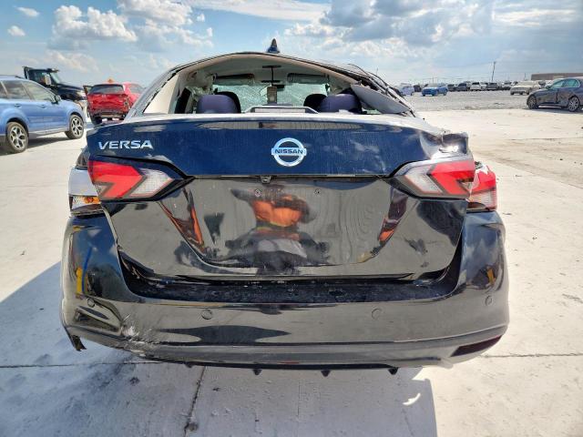 Nissan Versa Sv Image 12