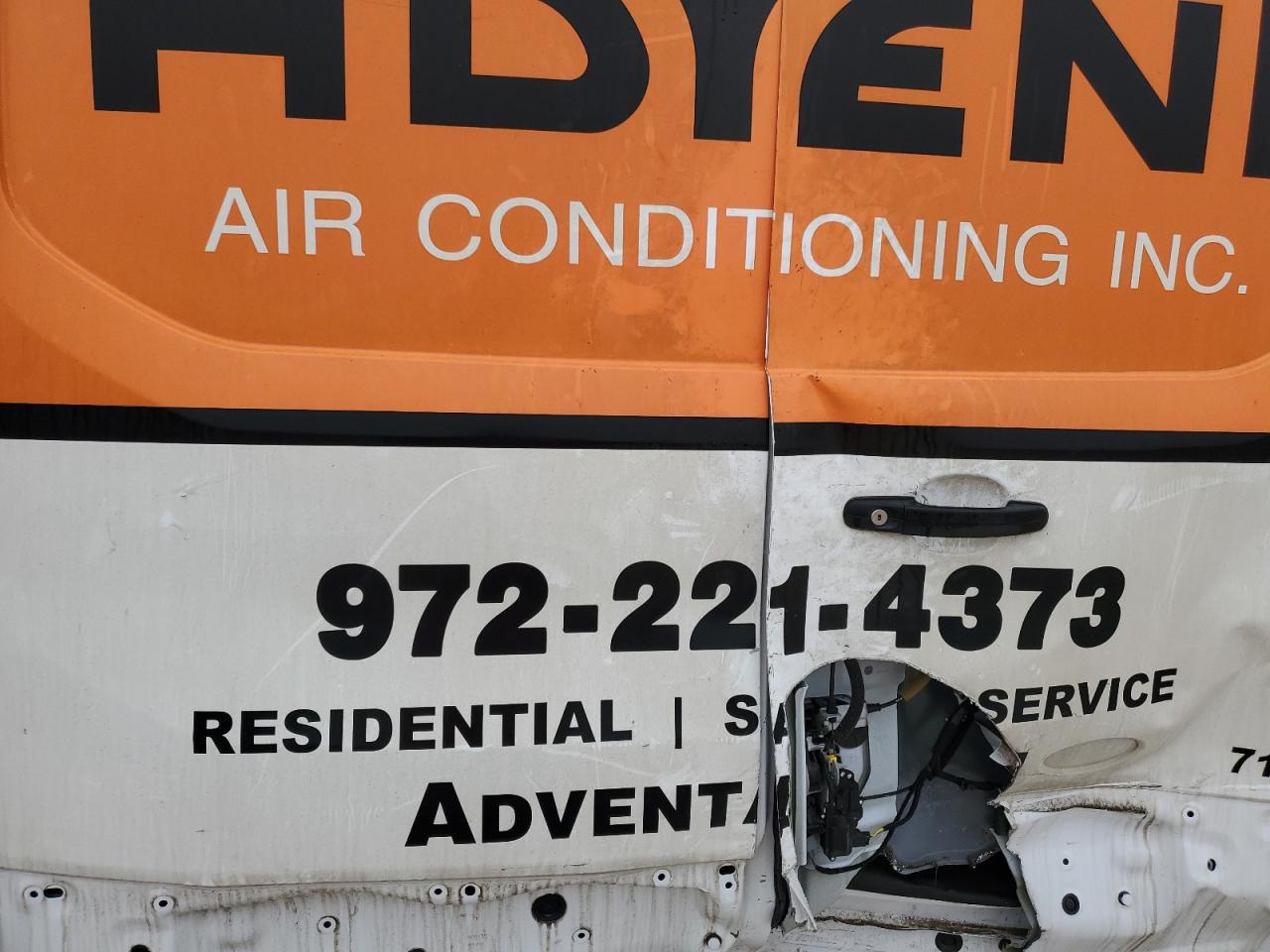 Ford Transit T-350 Image 10