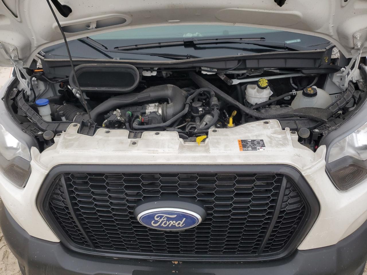 Ford Transit T-350 Image 12