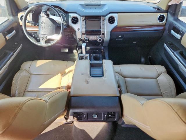 Toyota Tundra Crewmax Limited Image 8