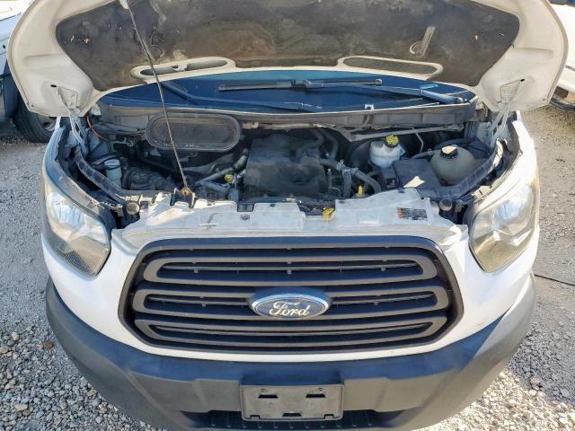 Ford Transit T-250 Image 4