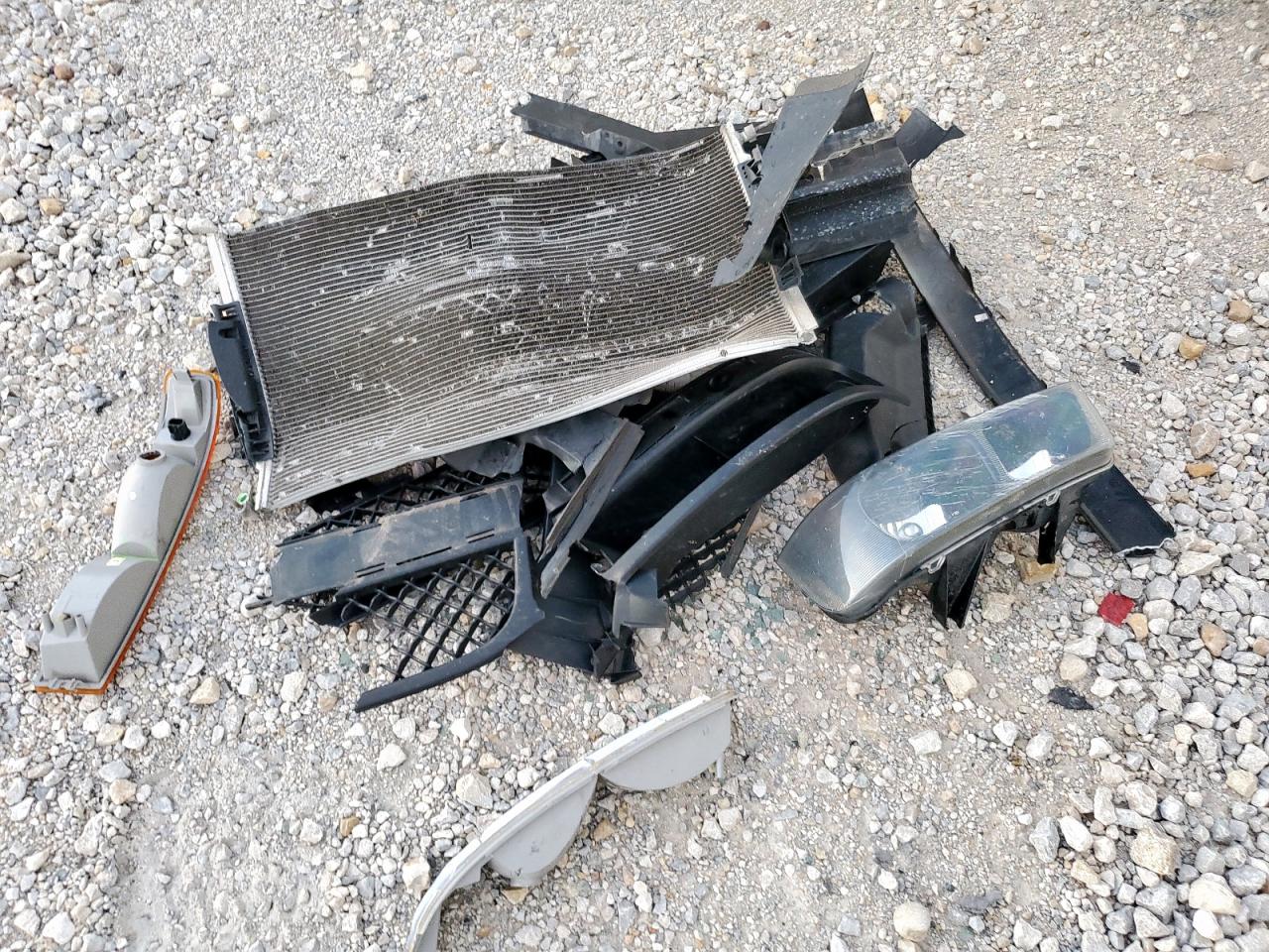 Chevrolet Express Image 8