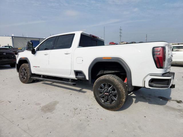 GMC Sierra K2500 At4 Image 2