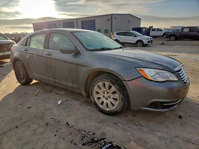 Chrysler 200 Lx Image 11