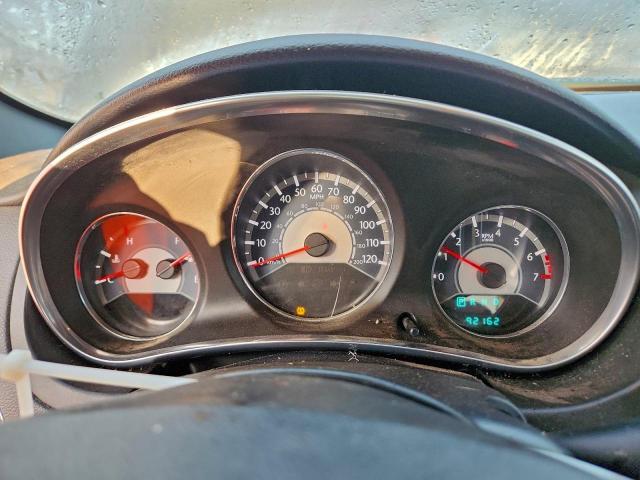 Chrysler 200 Lx Image 9