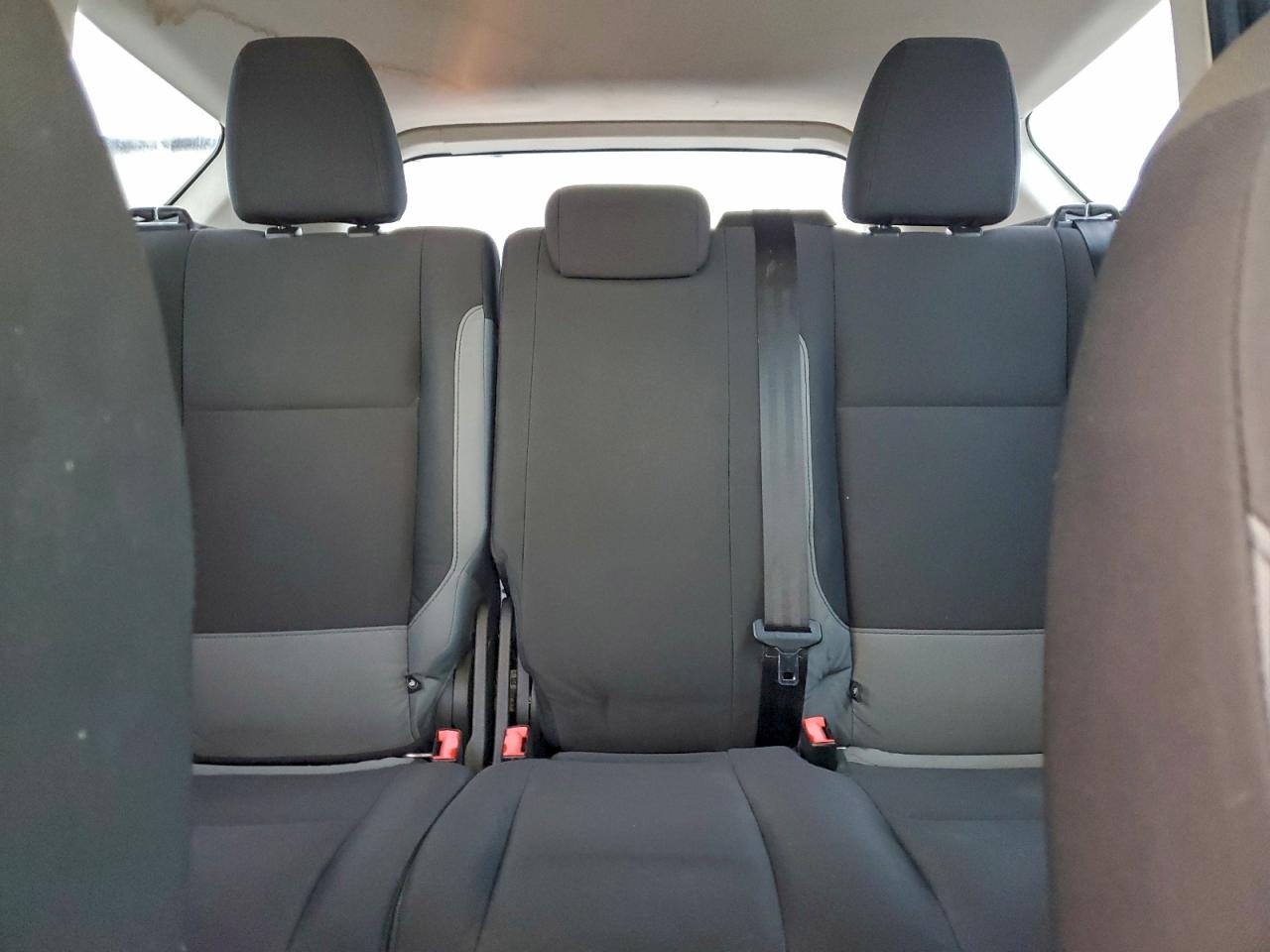 Ford Escape S Image 7