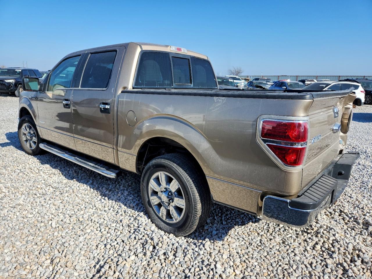 Ford F-150 Supercrew Image 2