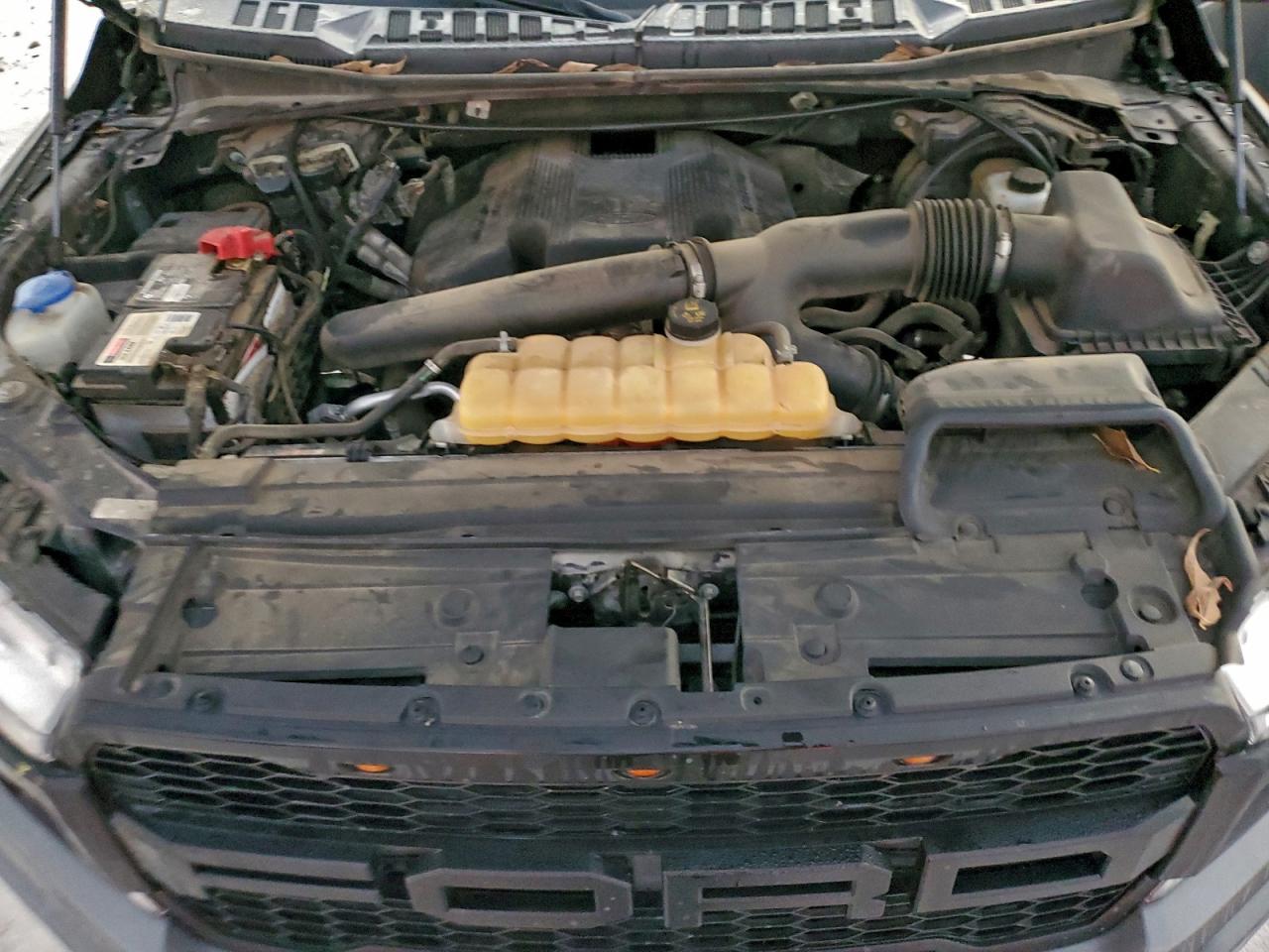 Ford F-150 Supercrew Image 8