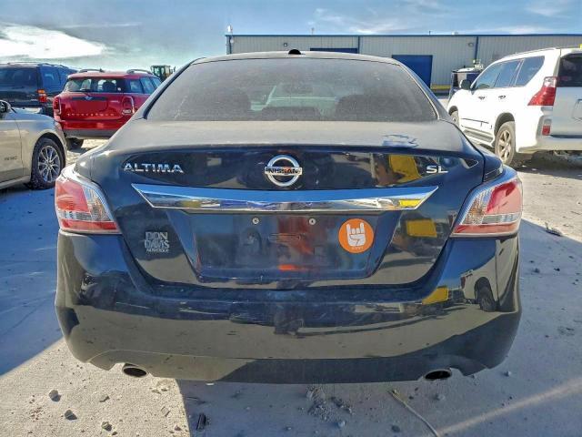 Nissan Altima 2.5 Image 4