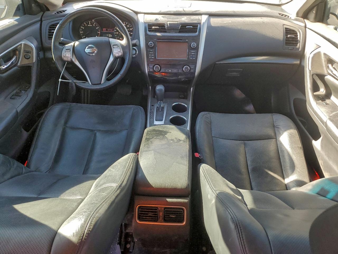 Nissan Altima 2.5 Image 10