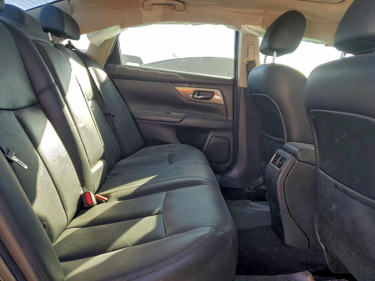 Nissan Altima 2.5 Image 12