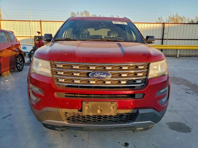 Ford Explorer Xlt Image 10