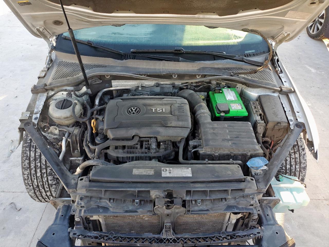 Volkswagen Golf S Image 4