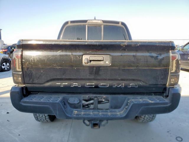 Toyota Tacoma Double Cab Image 6