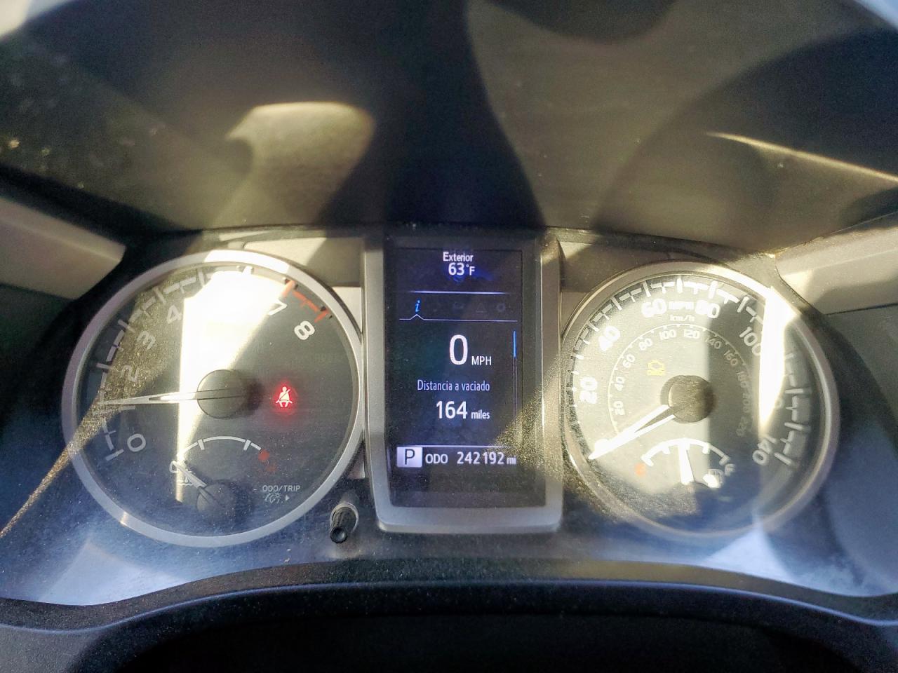 Toyota Tacoma Double Cab Image 10