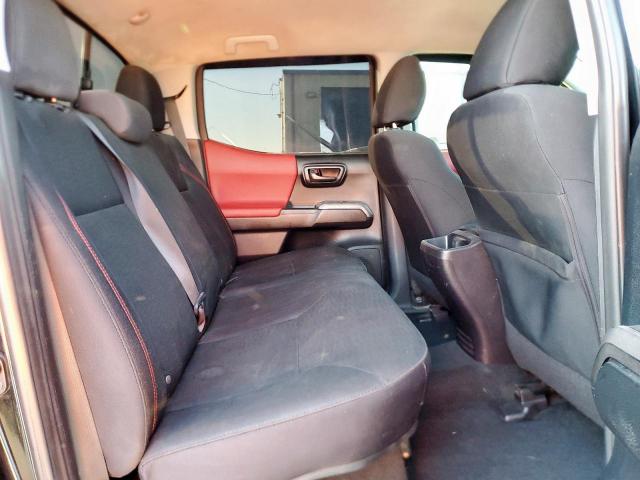 Toyota Tacoma Double Cab Image 7