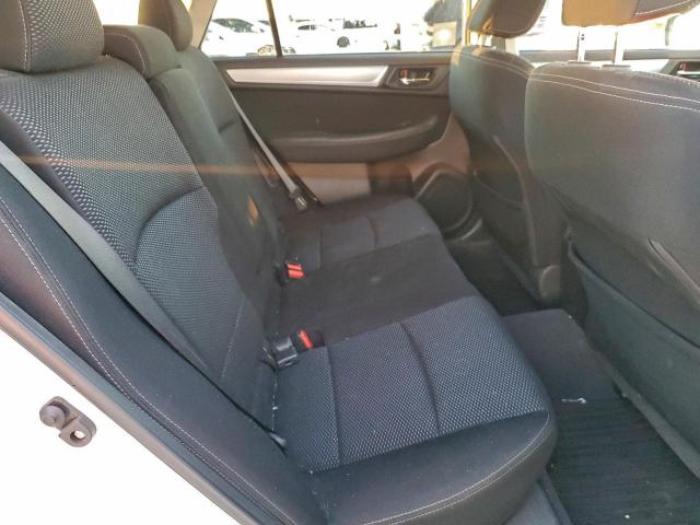 Subaru Outback 2.5i Premium Image 12