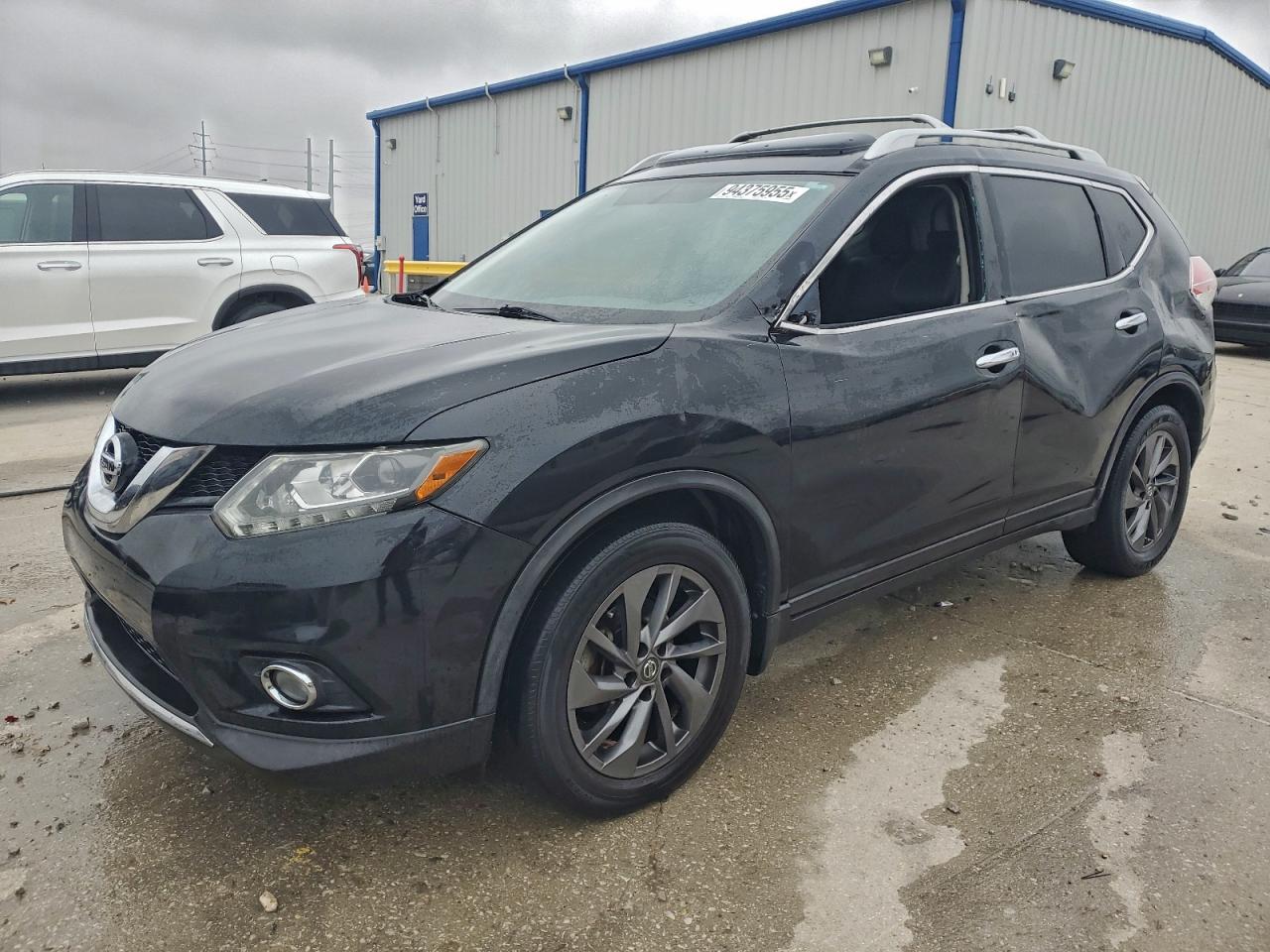 Nissan Rogue S Image 1