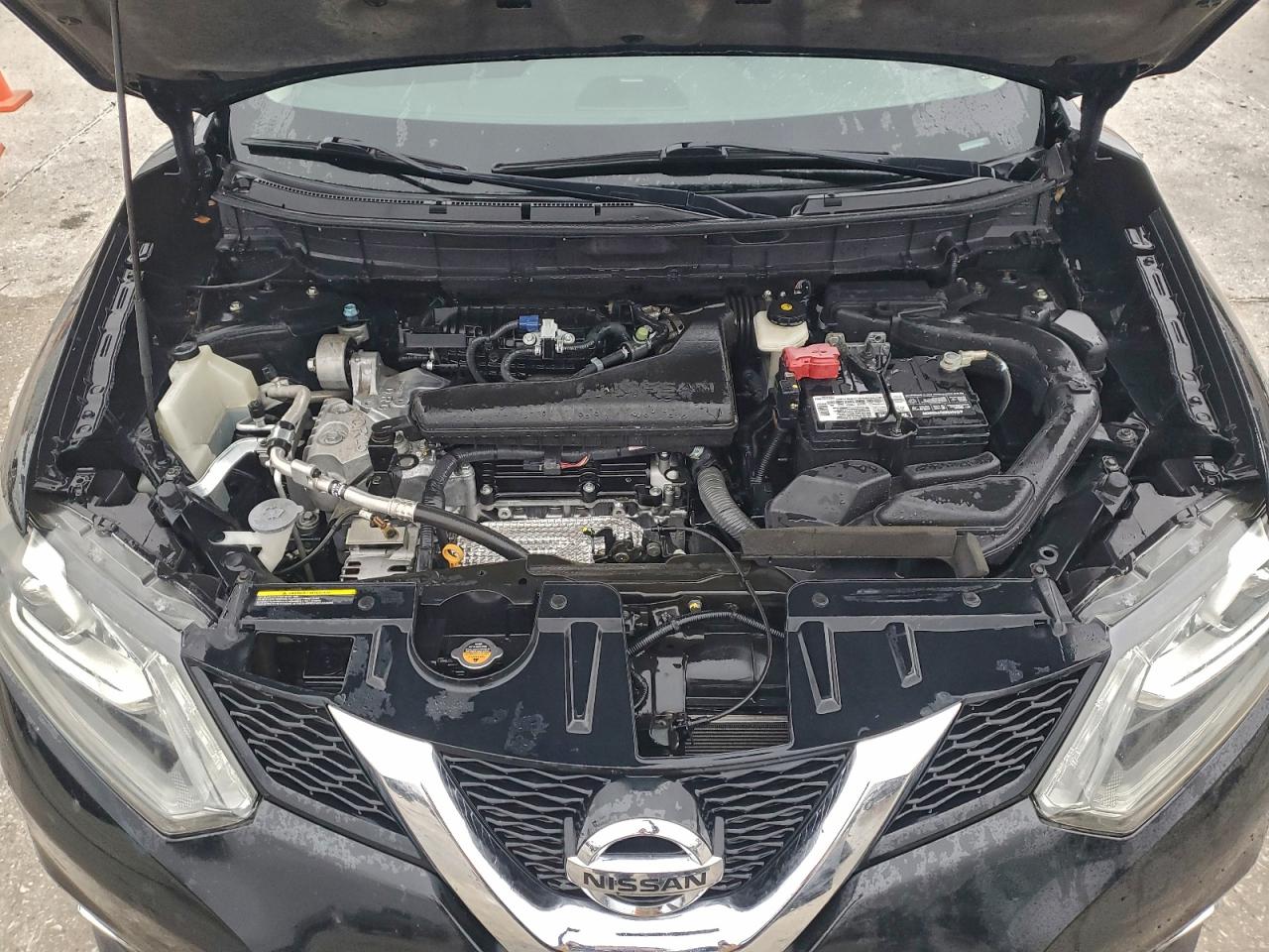 Nissan Rogue S Image 6