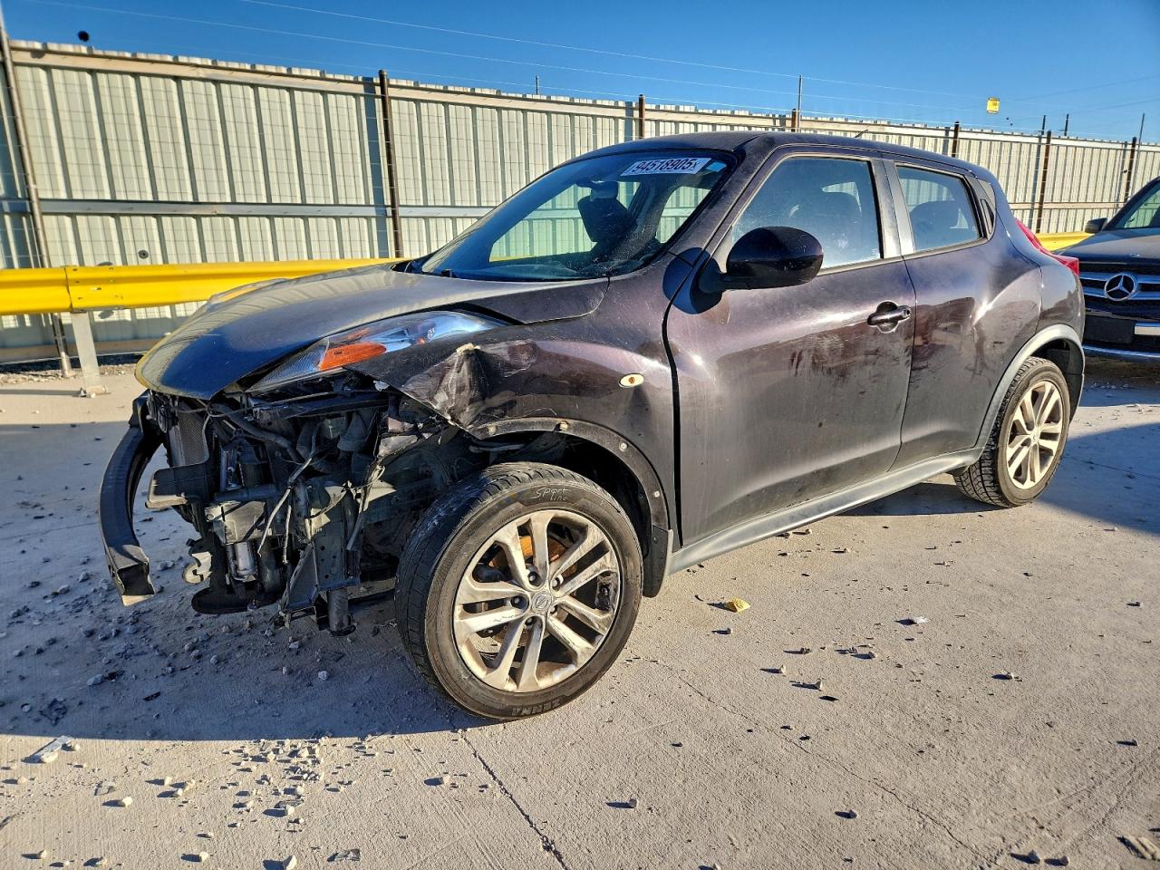 Nissan JUKE S Image 1