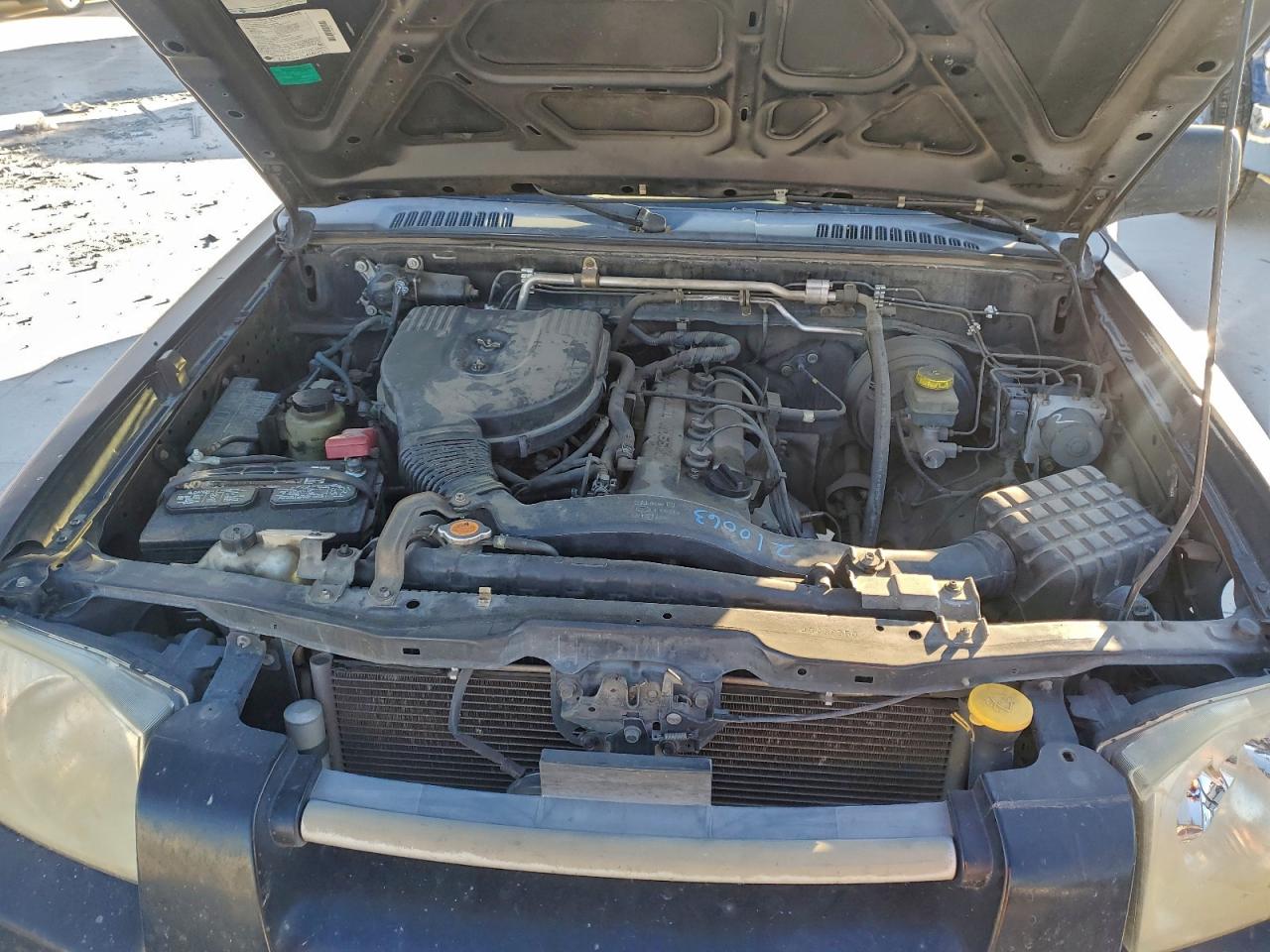 Nissan Frontier King Cab Xe Image 6