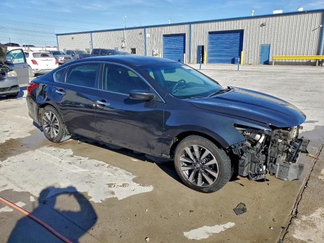 Nissan Altima 2.5 Image 13