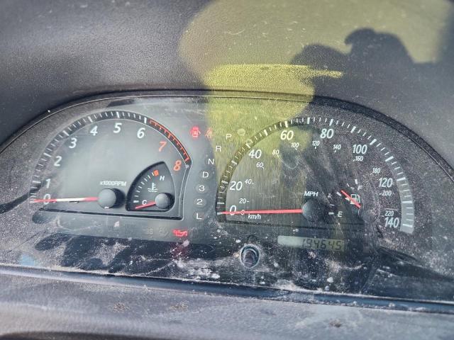 Toyota Camry Le Image 9