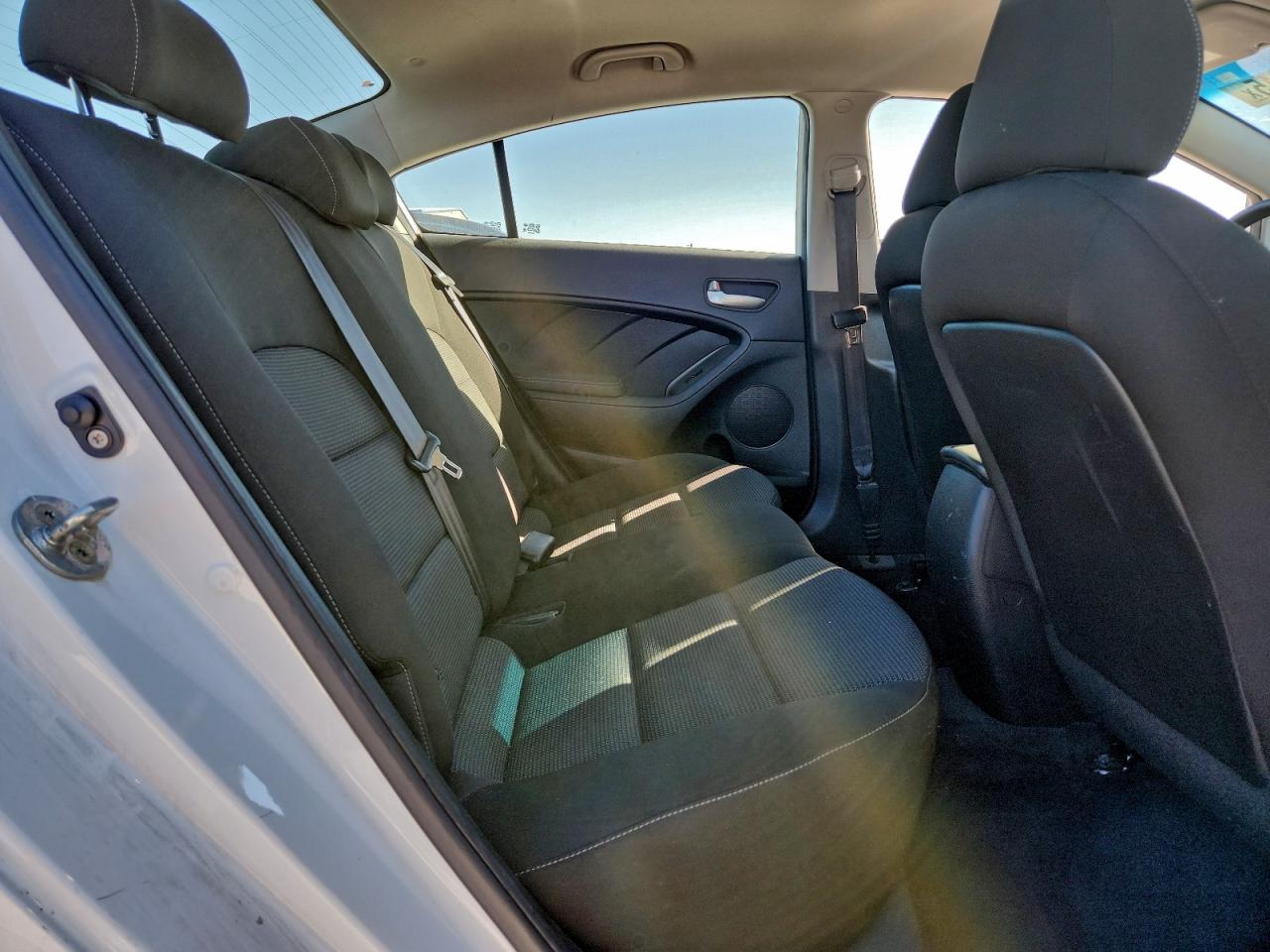 Kia Forte Lx Image 8