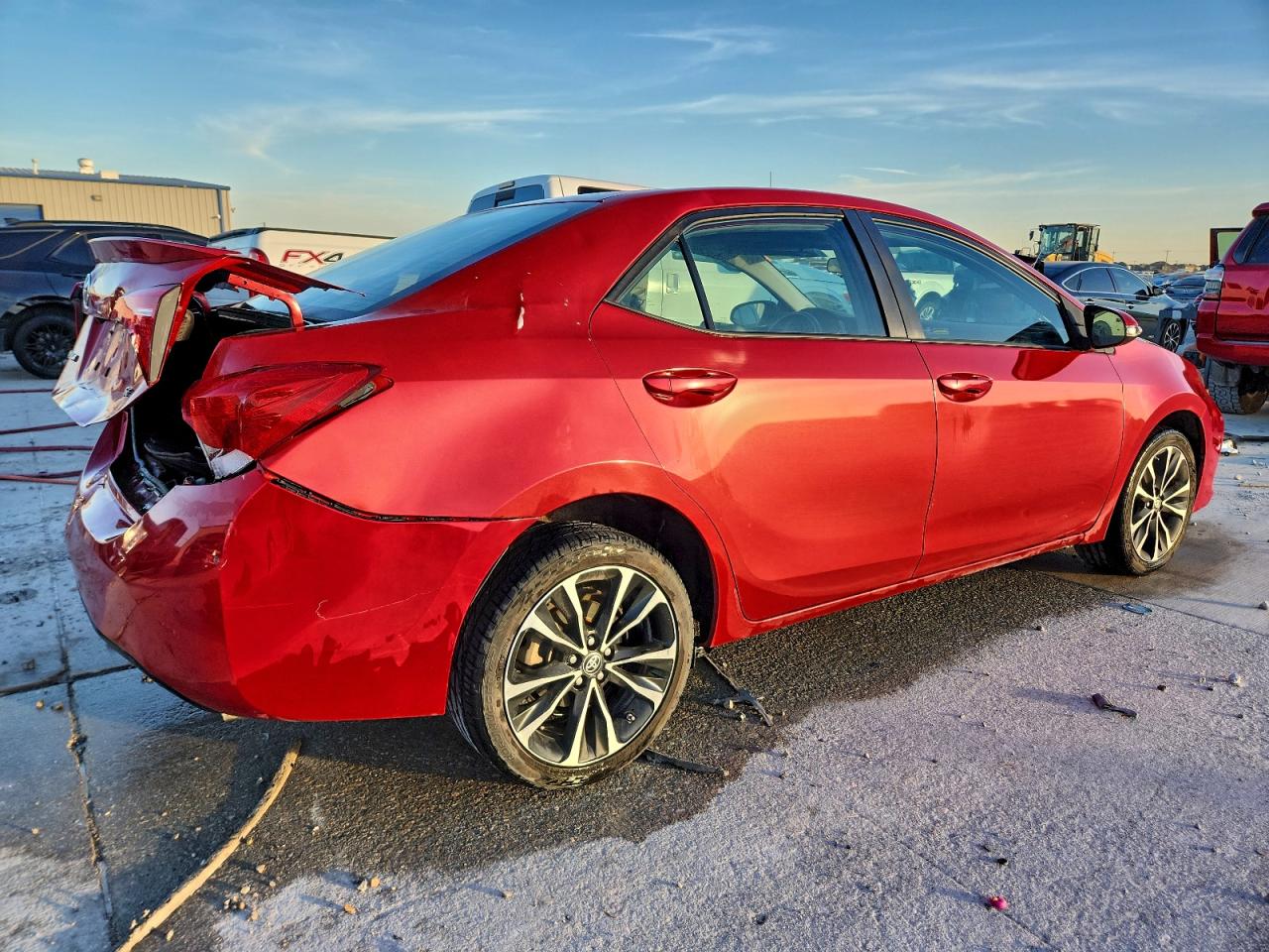 Toyota Corolla L Image 9