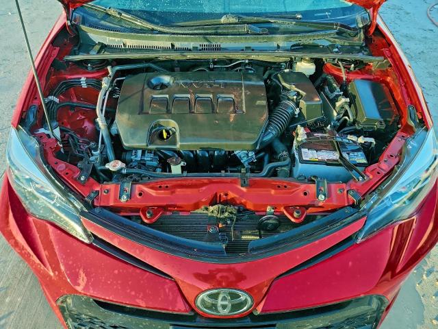 Toyota Corolla L Image 6