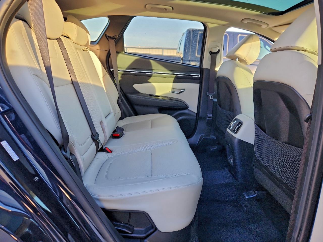 Hyundai TUCSON Sel Convenience Image 12