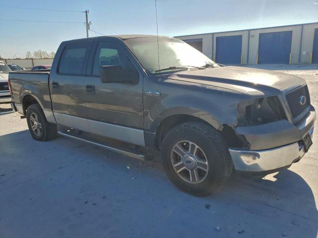 Ford F-150 Supercrew Image 2