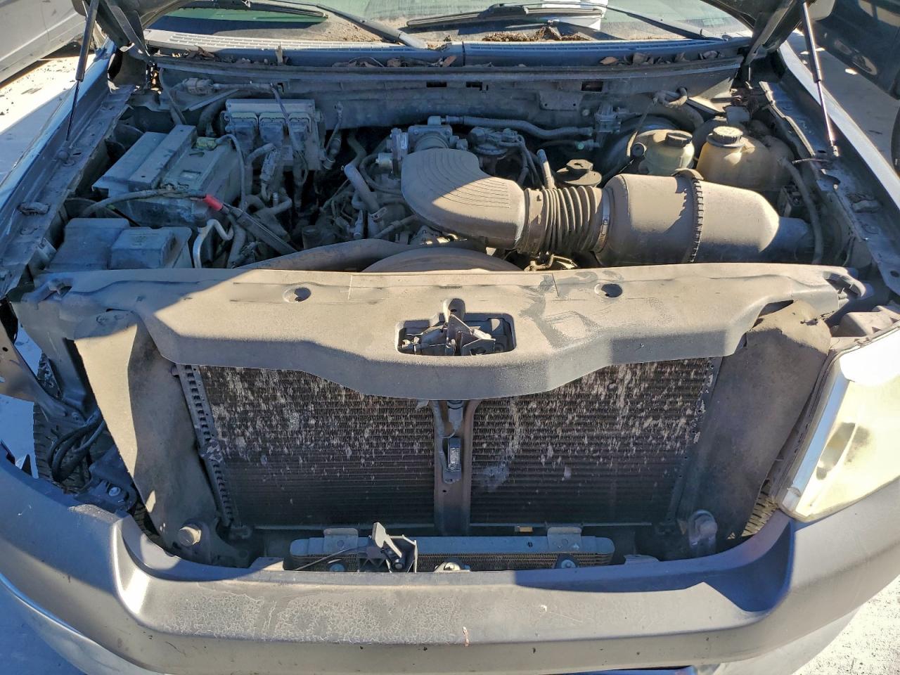 Ford F-150 Supercrew Image 13