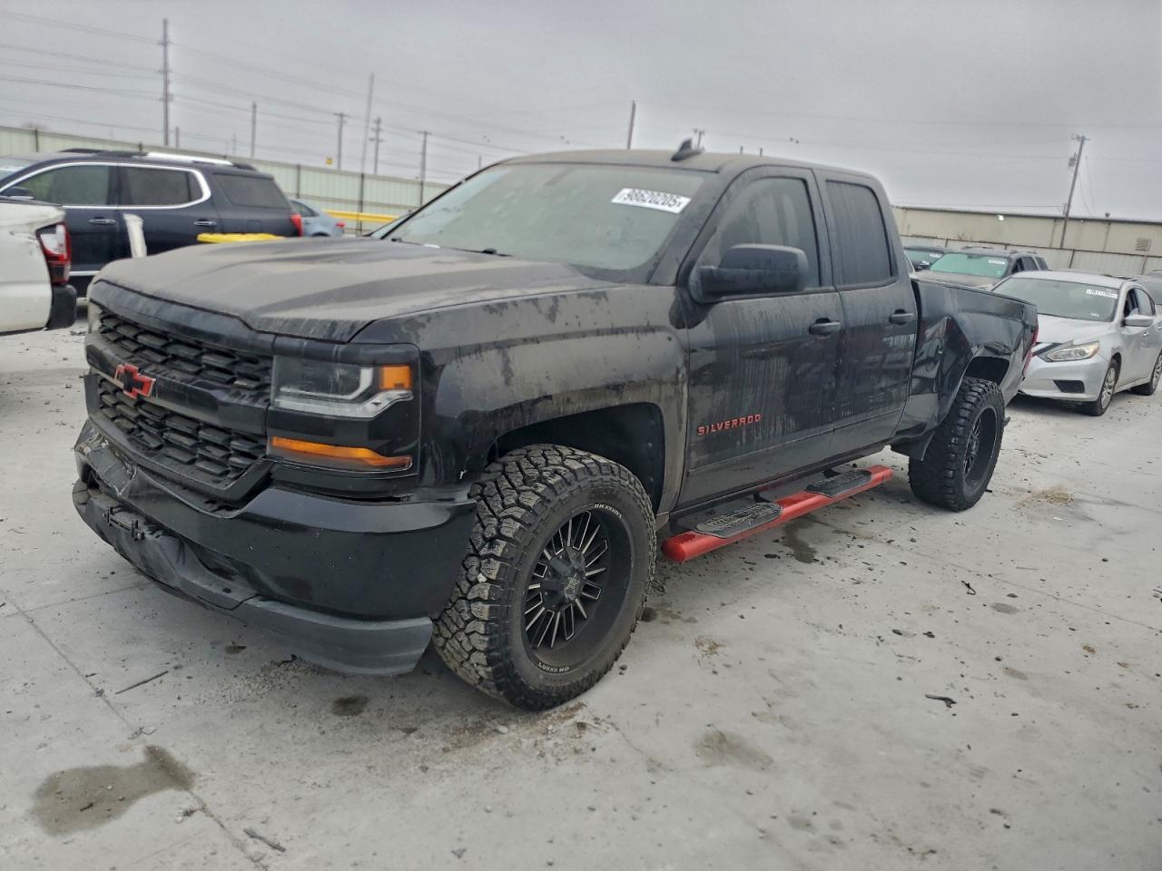 Chevrolet Silverado C1500 Lt Image 1