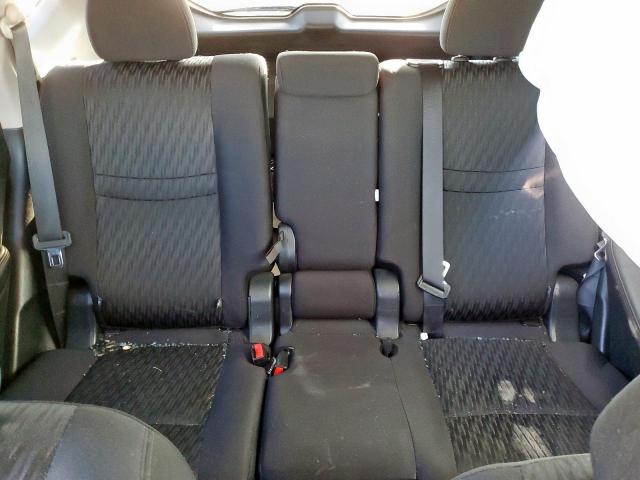 Nissan Rogue S Image 11